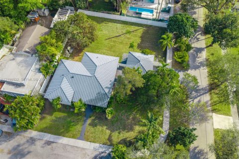 Villa ou maison à vendre à El Portal, Floride: 4 chambres, 214.6 m2 № 2427817 - photo 27