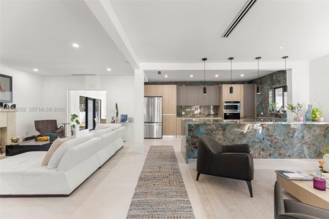 Villa ou maison à vendre à El Portal, Floride: 4 chambres, 214.6 m2 № 2427817 - photo 7