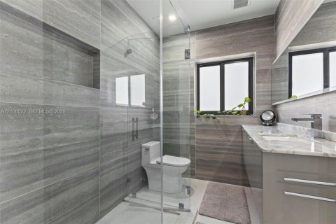 Villa ou maison à vendre à El Portal, Floride: 4 chambres, 214.6 m2 № 2427817 - photo 14