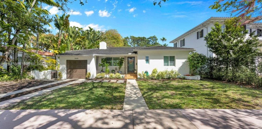 Villa ou maison à Coral Gables, Floride 3 chambres, 133.59 m2 № 2046779