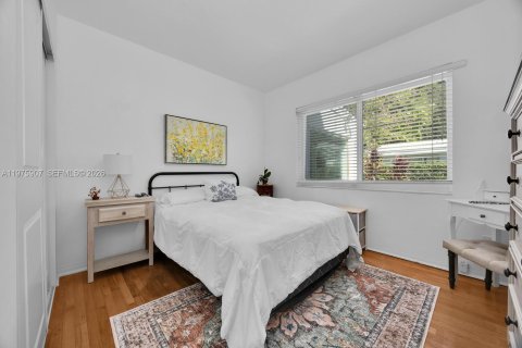 Villa ou maison à vendre à Coral Gables, Floride: 3 chambres, 133.59 m2 № 2046779 - photo 18