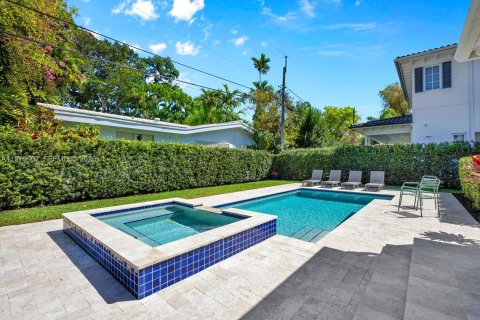 Villa ou maison à vendre à Coral Gables, Floride: 3 chambres, 133.59 m2 № 2046779 - photo 22