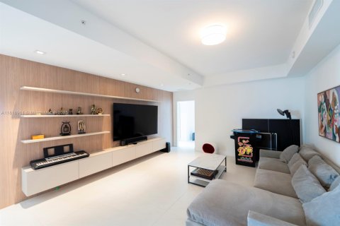 Condo in Sunny Isles Beach, Florida, 4 bedrooms  № 1776431 - photo 17