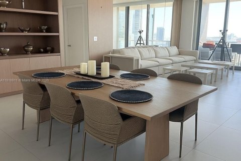 Condo in Sunny Isles Beach, Florida, 4 bedrooms  № 1776431 - photo 5