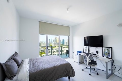 Condo in Sunny Isles Beach, Florida, 4 bedrooms  № 1776431 - photo 27