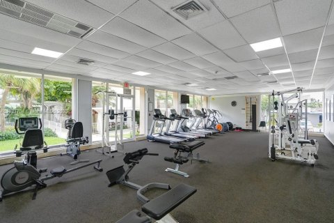 Copropriété à vendre à Sunny Isles Beach, Floride: 2 chambres, 113.34 m2 № 1975356 - photo 16