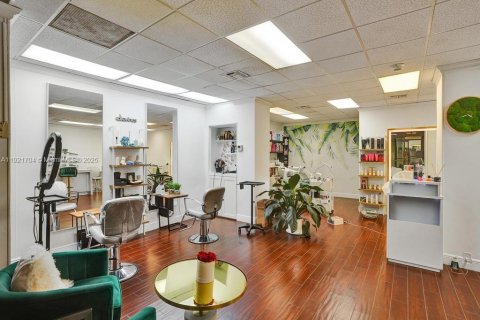 Copropriété à vendre à Sunny Isles Beach, Floride: 2 chambres, 113.34 m2 № 1975356 - photo 13