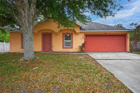 House in Kissimmee, Florida 3 bedrooms, 129.69 sq.m. № 2142893
