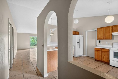 House in Kissimmee, Florida 3 bedrooms, 129.69 sq.m. № 2142893 - photo 8