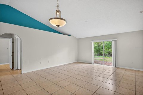 House in Kissimmee, Florida 3 bedrooms, 129.69 sq.m. № 2142893 - photo 10