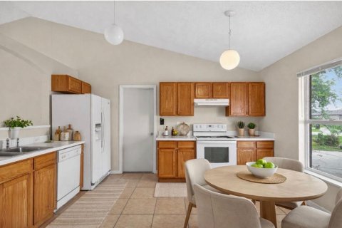 House in Kissimmee, Florida 3 bedrooms, 129.69 sq.m. № 2142893 - photo 7