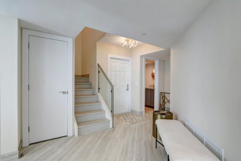 Condo in Highland Beach, Florida, 2 bedrooms № 2387852 - photo 4