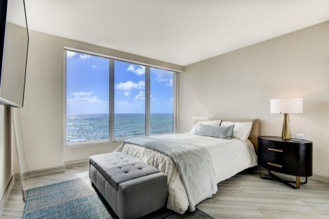 Condo in Highland Beach, Florida, 2 bedrooms № 2387852 - photo 29