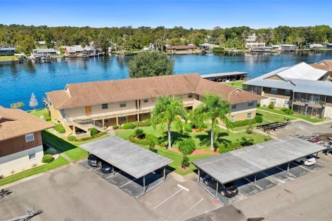Copropriété à vendre à Astor, Floride: 2 chambres, 102.38 m2 № 2096314 - photo 7