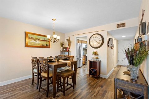 Copropriété à vendre à Astor, Floride: 2 chambres, 102.38 m2 № 2096314 - photo 15