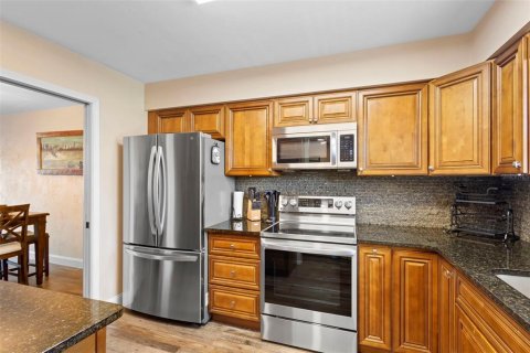 Copropriété à vendre à Astor, Floride: 2 chambres, 102.38 m2 № 2096314 - photo 20