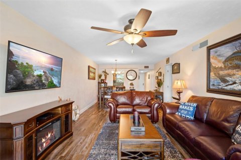 Copropriété à vendre à Astor, Floride: 2 chambres, 102.38 m2 № 2096314 - photo 23