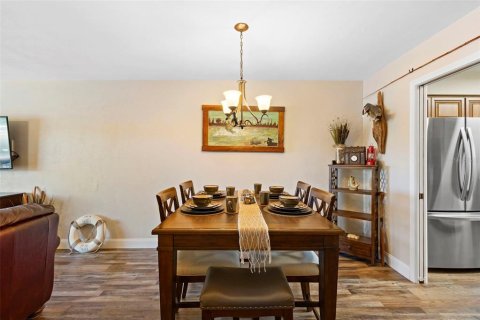 Copropriété à vendre à Astor, Floride: 2 chambres, 102.38 m2 № 2096314 - photo 16