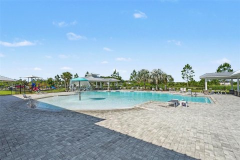 Villa ou maison à vendre à Land O' Lakes, Floride: 3 chambres, 142.33 m2 № 2195316 - photo 21