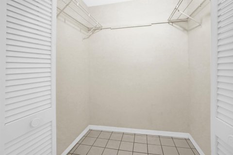 Casa en venta en Port St. Lucie, Florida, 3 dormitorios, 146.79 m2 № 2288696 - foto 20