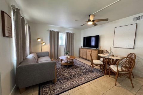 Copropriété à louer à Sarasota, Floride: 2 chambres, 69.68 m2 № 1794000 - photo 2