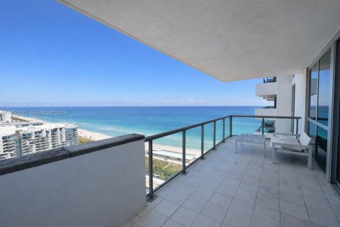 Condominio en alquiler en Miami Beach, Florida, 4 dormitorios, 223.99 m2 № 2054539 - foto 28