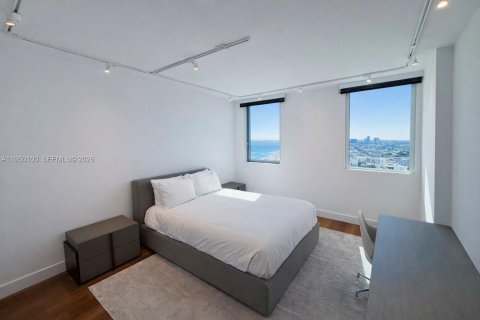 Condominio en alquiler en Miami Beach, Florida, 4 dormitorios, 223.99 m2 № 2054539 - foto 9