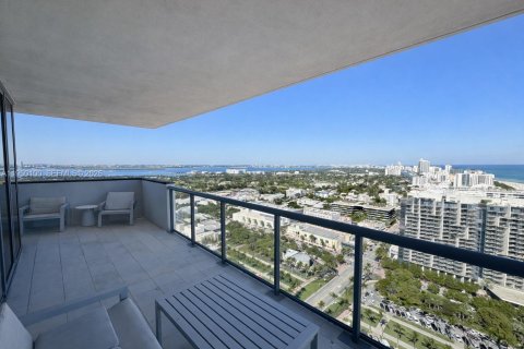 Condominio en alquiler en Miami Beach, Florida, 4 dormitorios, 223.99 m2 № 2054539 - foto 30