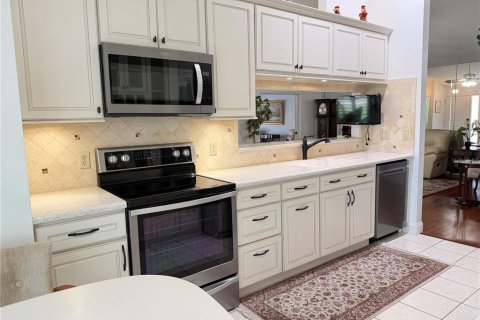 Villa ou maison à louer à Clearwater, Floride: 2 chambres, 143.72 m2 № 2430702 - photo 10