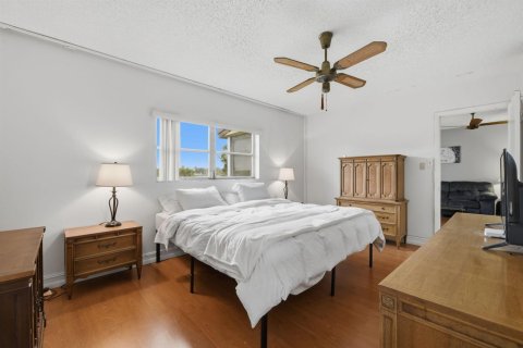 Condo in Margate, Florida, 2 bedrooms  № 2088031 - photo 21