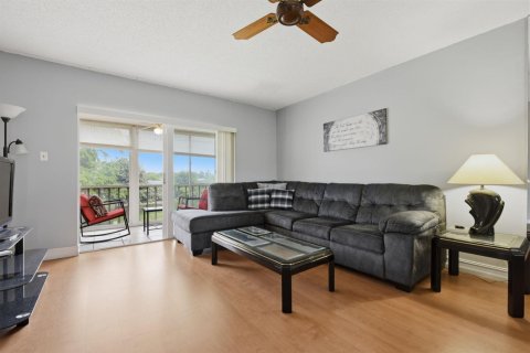 Condo in Margate, Florida, 2 bedrooms  № 2088031 - photo 5