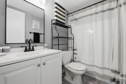 Condo in Margate, Florida, 2 bedrooms  № 2088031 - photo 23