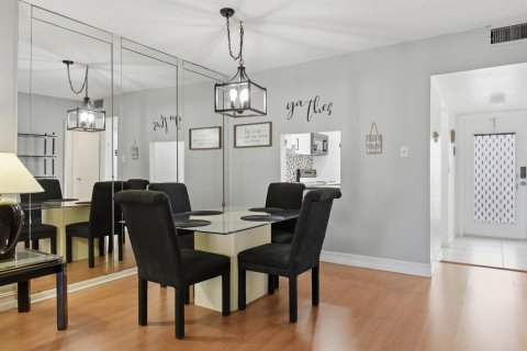 Condo in Margate, Florida, 2 bedrooms  № 2088031 - photo 11