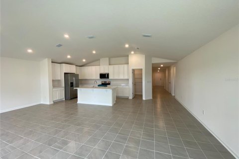 House in Palm Coast, Florida 4 bedrooms, 208.01 sq.m. № 2152374 - photo 4