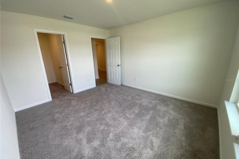 House in Palm Coast, Florida 4 bedrooms, 208.01 sq.m. № 2152374 - photo 5
