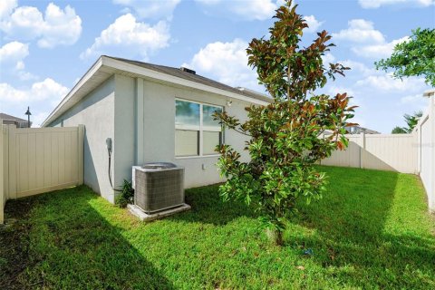 House in Odessa, Florida 3 bedrooms, 140.84 sq.m. № 2428644 - photo 29