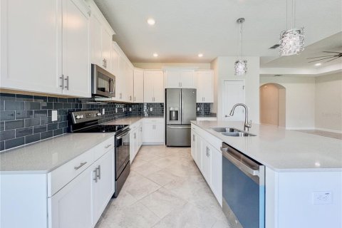 Casa en venta en Orlando, Florida, 4 dormitorios, 238.02 m2 № 1866245 - foto 5