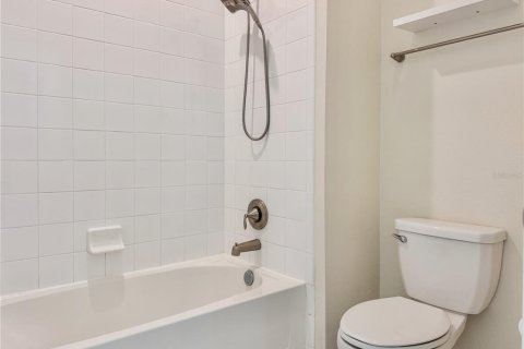 Casa en venta en Orlando, Florida, 4 dormitorios, 238.02 m2 № 1866245 - foto 15