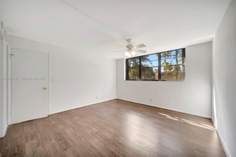 Condominio en alquiler en Deerfield Beach, Florida, 2 dormitorios, 97.55 m2 № 1993677 - foto 15