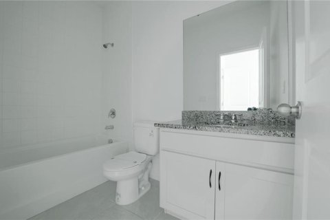 Villa ou maison à louer à Kissimmee, Floride: 4 chambres, 204.94 m2 № 2127264 - photo 13