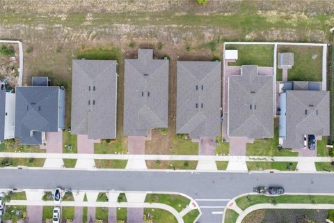 Villa ou maison à louer à Kissimmee, Floride: 4 chambres, 204.94 m2 № 2127264 - photo 18