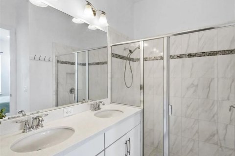 Casa en alquiler en Davenport, Florida, 5 dormitorios, 204.76 m2 № 1751720 - foto 2