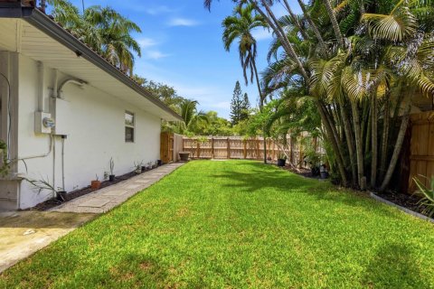House in Fort Lauderdale, Florida 3 bedrooms, 143.72 sq.m. № 2250042 - photo 28