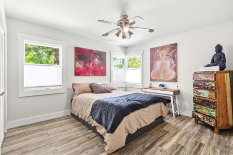 House in Fort Lauderdale, Florida 3 bedrooms, 143.72 sq.m. № 2250042 - photo 15