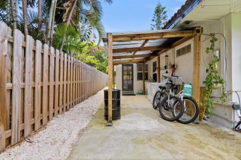 House in Fort Lauderdale, Florida 3 bedrooms, 143.72 sq.m. № 2250042 - photo 30