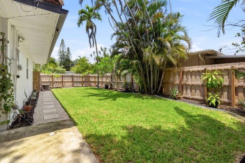 House in Fort Lauderdale, Florida 3 bedrooms, 143.72 sq.m. № 2250042 - photo 26