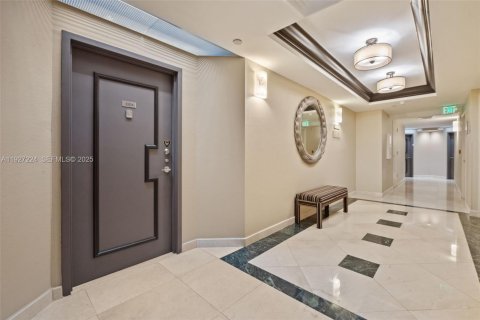 Condominio en venta en Aventura, Florida, 2 dormitorios, 135.64 m2 № 1986210 - foto 27