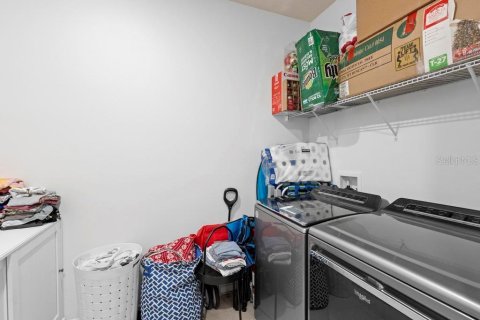 Купить виллу или дом в Уинтер-Гарден, Флорида 4 комнаты, 268.86м2, № 1899617 - фото 30