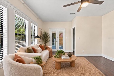 Villa ou maison à vendre à Tampa, Floride: 2 chambres, 107.21 m2 № 2428974 - photo 6