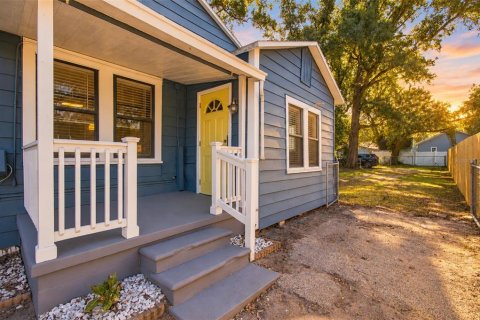 Villa ou maison à vendre à Tampa, Floride: 2 chambres, 107.21 m2 № 2428974 - photo 29
